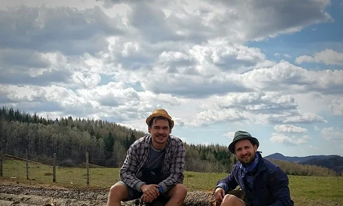 Dani Oţil şi Răzvan Simion, prieteni la cataramă jpeg