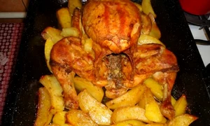 pui la cuptor cu cartofi 270747 jpeg