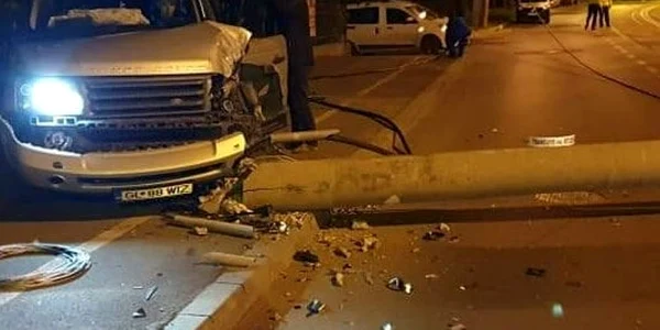accident stalp de iluminat Galati