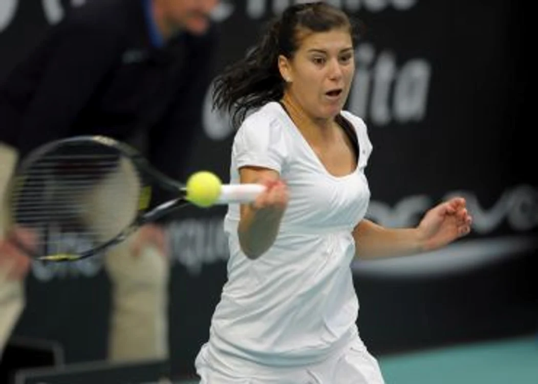 
    Sorana Cîrstea ocupă poziţia 50 la dublu  