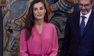 regina letizia rochie roz profimedia jpg