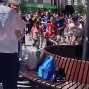 GIF toma apa