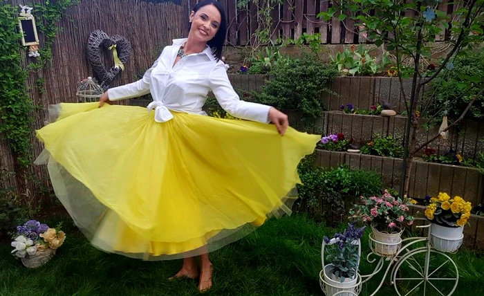 
    Andreea Marin se mândrește cu un ten perfectFoto: arhivă personală  