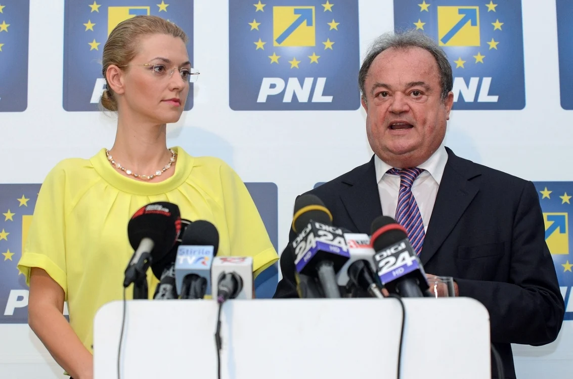 Alina Gorghiu şi Vasile Blaga vor să aducă un suflu nou în PNL