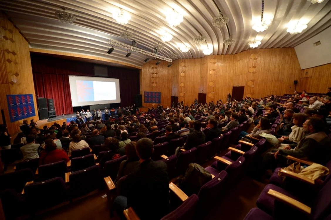 Frumos e în octombrie la Sibiu   Astra Film Festival 2012, Ediţia a XII a jpeg