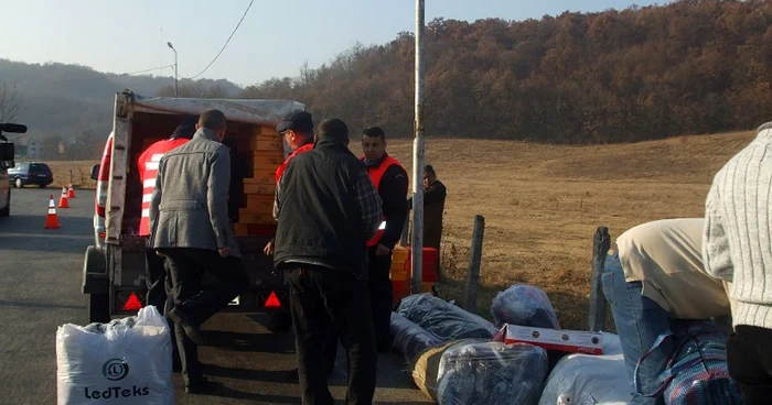 Marfa cumparata din complexele comerciale din Bucuresti, confiscata la Milcoiu