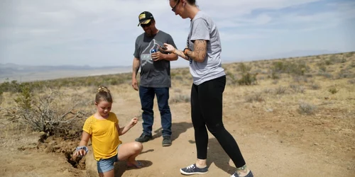 Turisti la fisura vizibila din spatiu California FOTO Getty Images