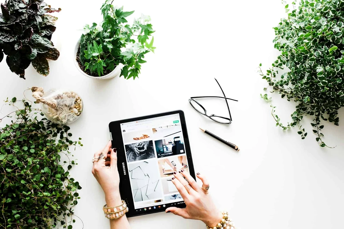 Poză de Brooke Lark pe Unsplash.com