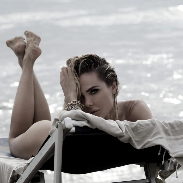 Ilary Blasi jpg