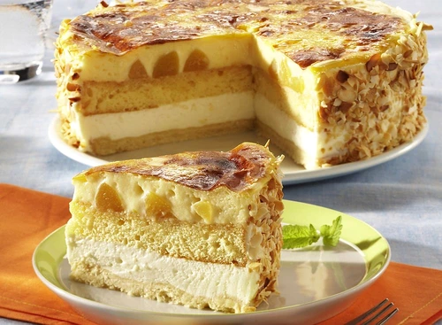 tort cu piersici si crema de branza jpeg