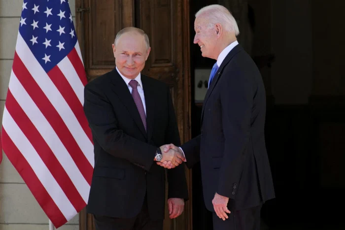 Vladimir Putin şi Joe Biden au fost întâmpinaţi de preşedintele elveţian Guy Parmelin FOTO EPA-EFE