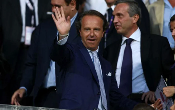 
    Andrea Della Valle s-a retras de la Fiorentina  