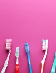 Nu schimbi periuta de dinti la trei luni  Sursa foto shutterstock 1016965924 jpg
