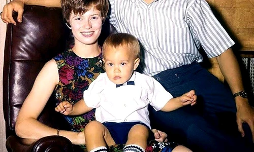 1 linda lee cadwell with bruce lee and brandon lee jpg jpeg