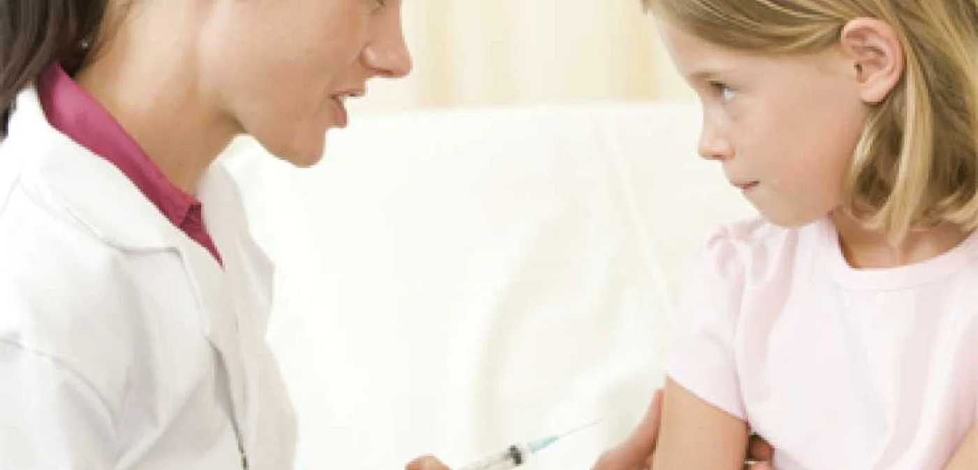 Slatina: Medicii şcolari, transferaţi la Primărie