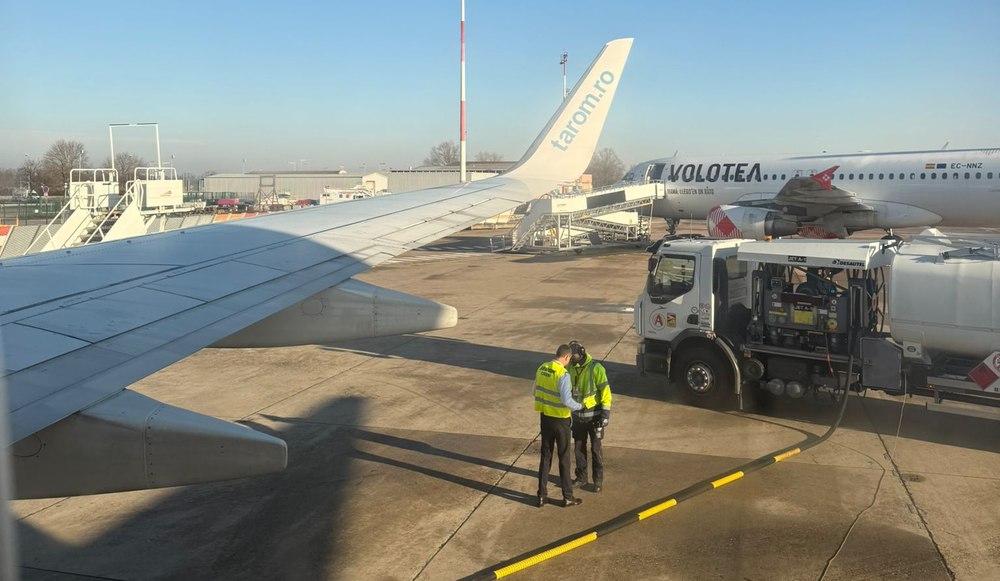 Alertă pe aeroportul din Strasbourg din cauza unui colet suspect. Ce europarlamentari români au rămas blocați în avion