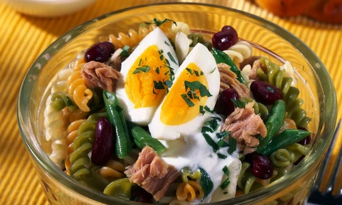 salata de ton cu fasole jpeg