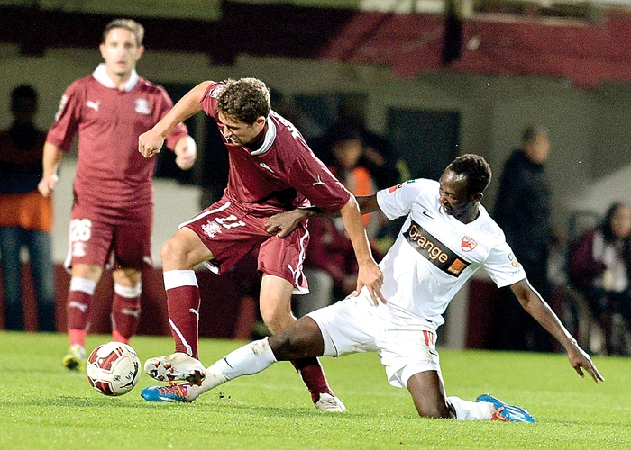 Dinamo şi Rapid pot scăpa de probleme