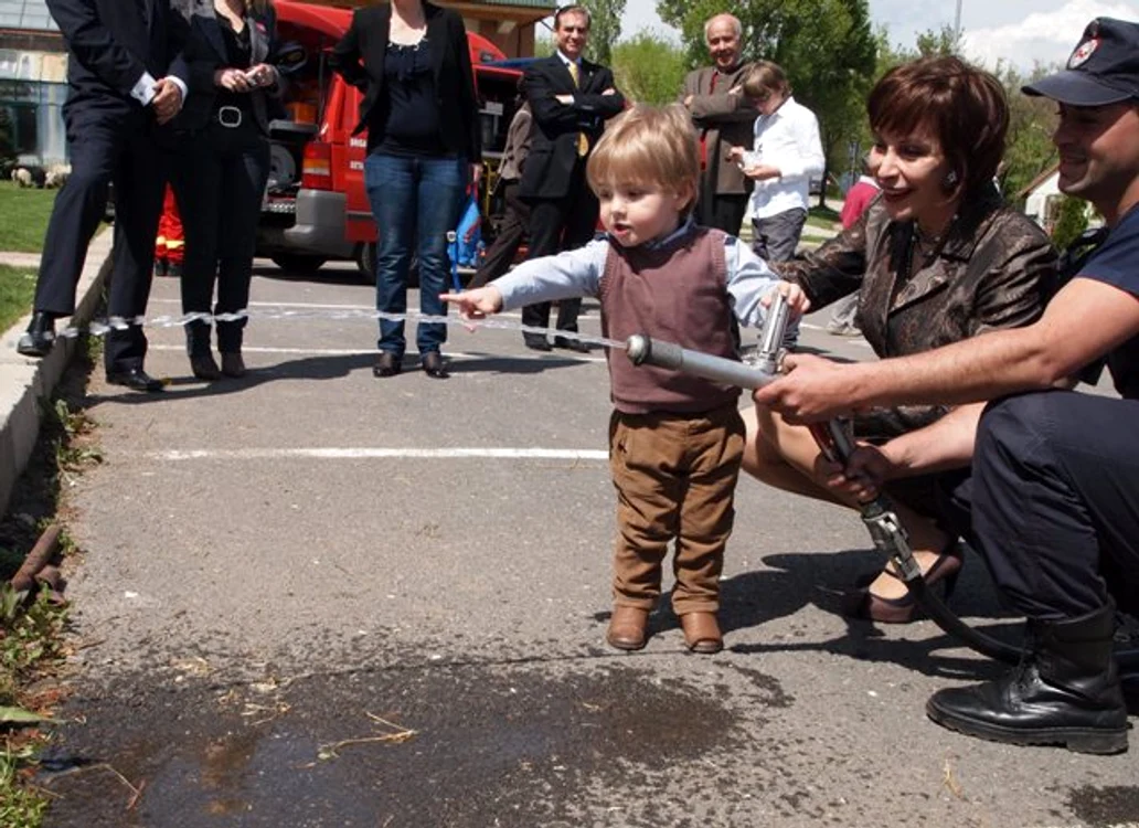 Micul prinţ a văzut cum se stinge un incendiu