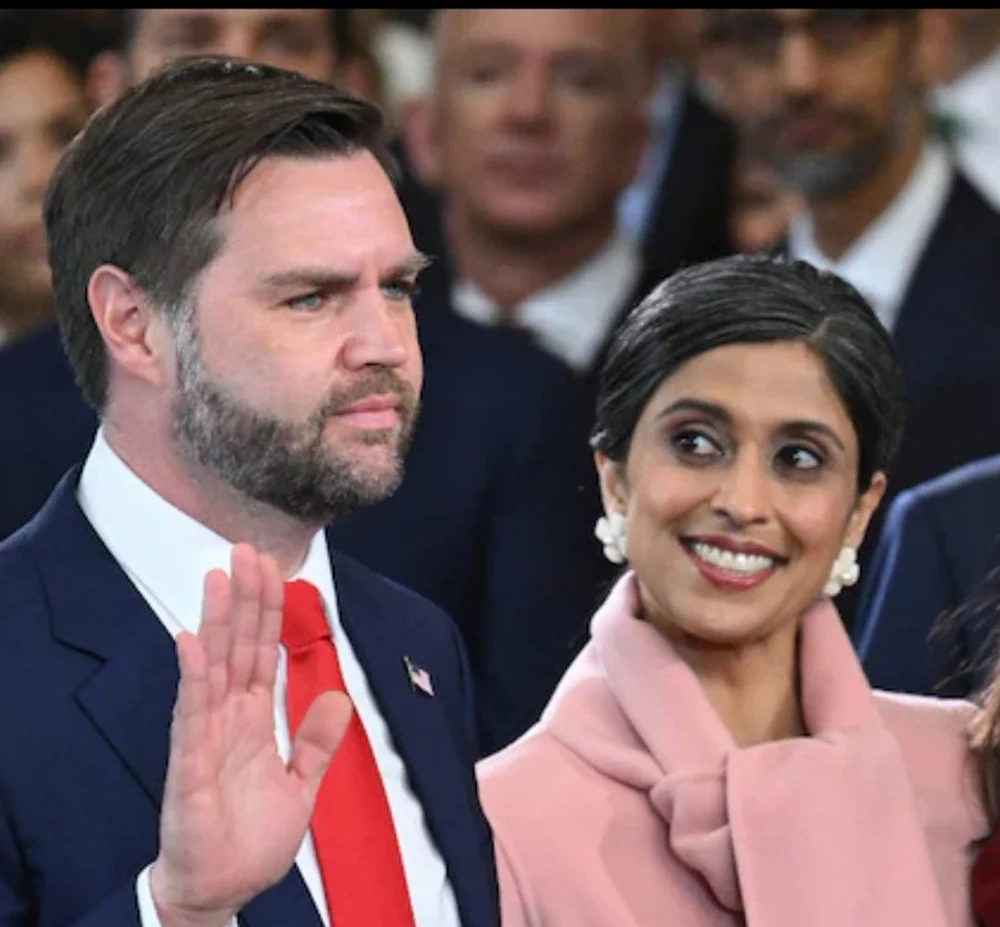 Soția lui JD Vance, surprinsă fără verighetă. Purtătorul de cuvânt explică gestul