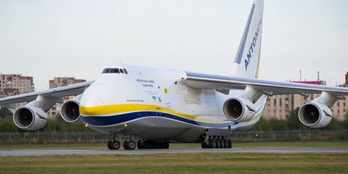 Avion Antonov An 124 Ruslan FOTO Shutterstock jpg