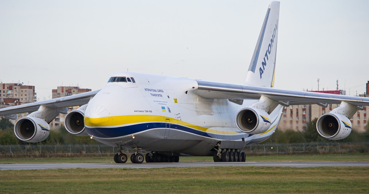 Apariție neașteptată pe cerul Kievului. O aeronavă rară a traversat spațiul aerian pentru prima dată de la invazia rusă