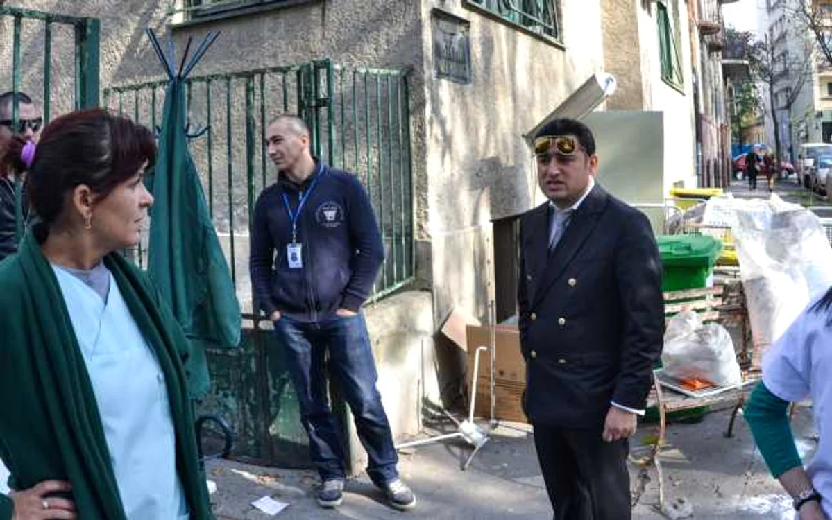 Vladimir Cârpaci (dreapta) a primit la evacuarea Spitalului de Copii din Timişoara, un cadou de aproape 90.000 de euro FOTO www.debanat.ro