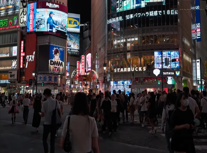 Aglomerația de pe străzile din Tokyo Foto DMS