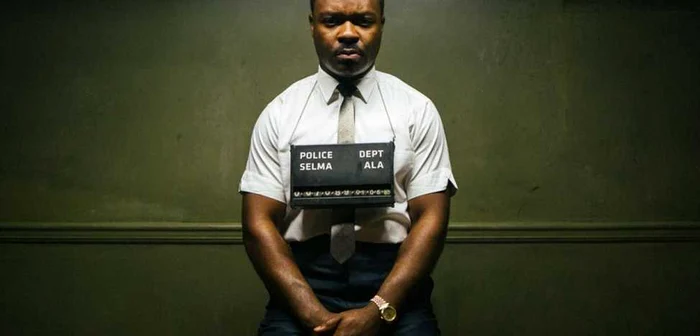 Actorul David Oyelowo, în rolul lui
Martin Luther King Jr., în pelicula „Selma“; producţia este
criticată pentru că a „ignorat în mod deliberat însemnările
istorice“ FOTO cinemur.fr