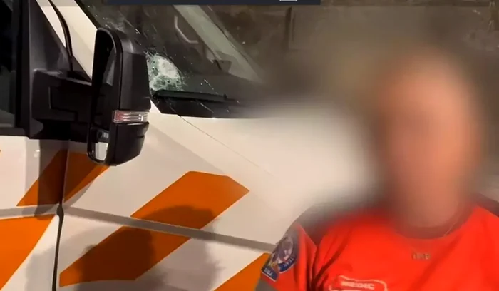 Șoferul ambulanței atacate la Cluj, operat din nou