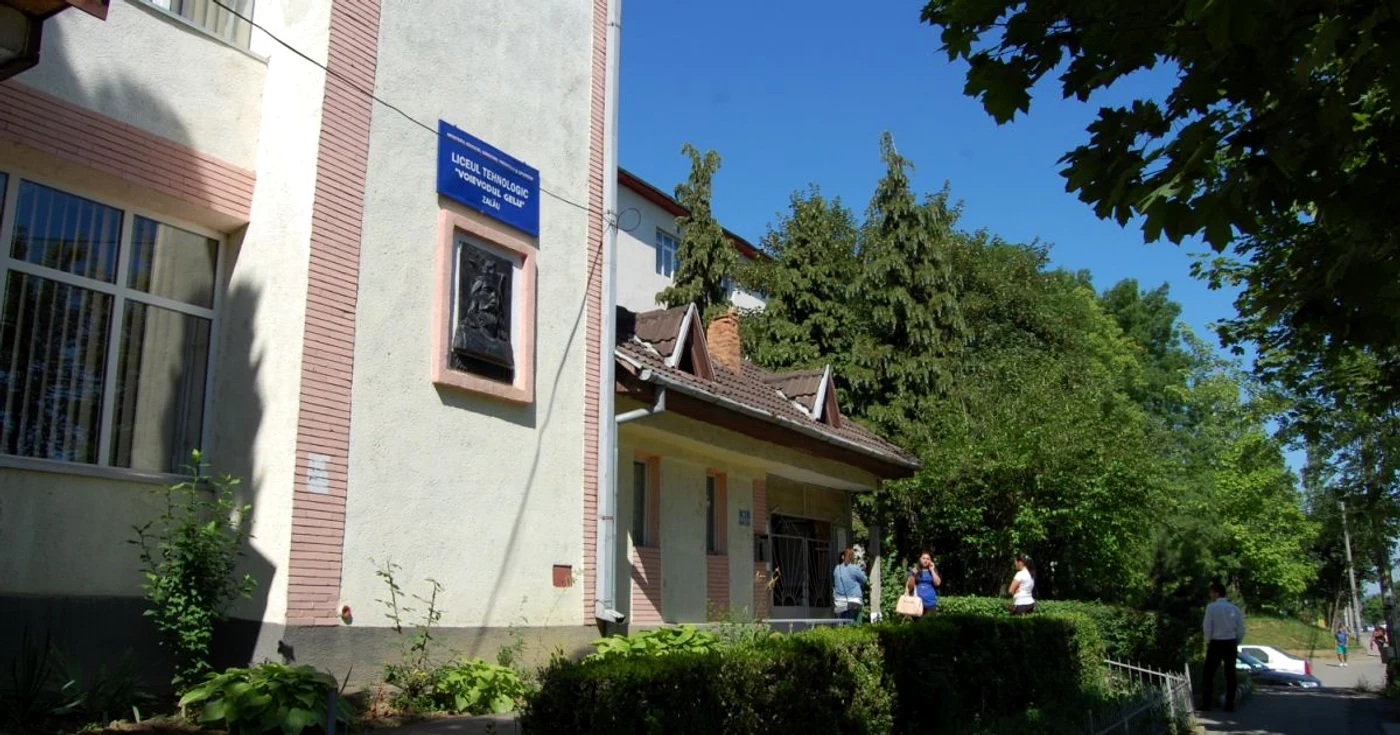Probele la Bacalaureat 2015 încep de la ora 9.00