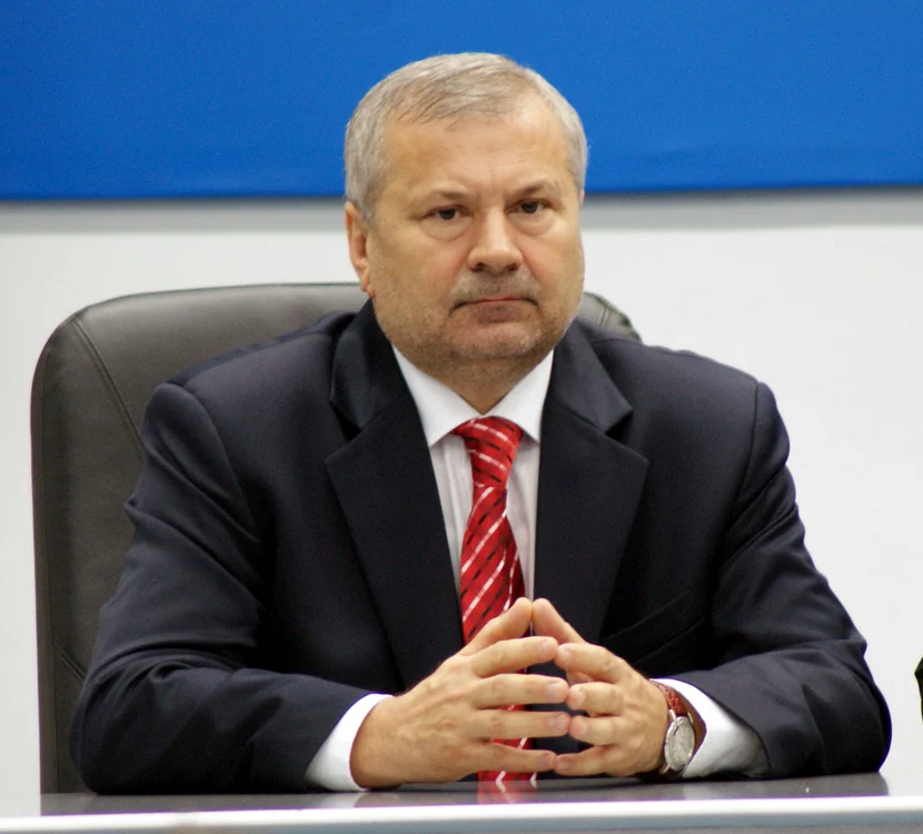 
    Bunea a fost arestat în această dimineaţă  