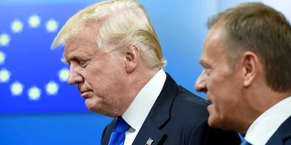  Donald Trump si Donald Tusk FOTO AFP 