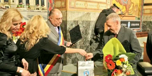 Fostul primar Petre Gigea (1964 – 1968) este mândru că a construit locuinţe în perioada comunistă