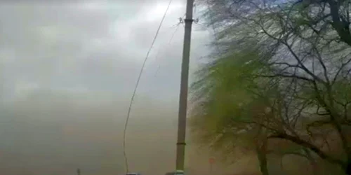 Furtună de praf în judeţul Galaţi FOTO Aurel Mircea