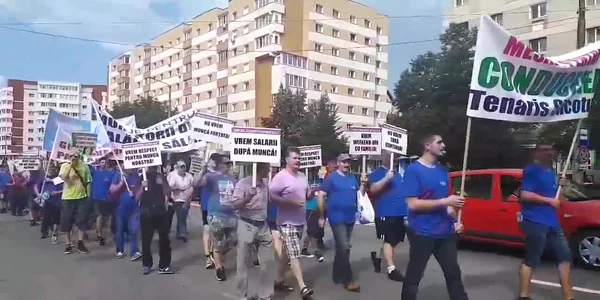 Marş de protest al angajaţilor Tenaris, la Zalău