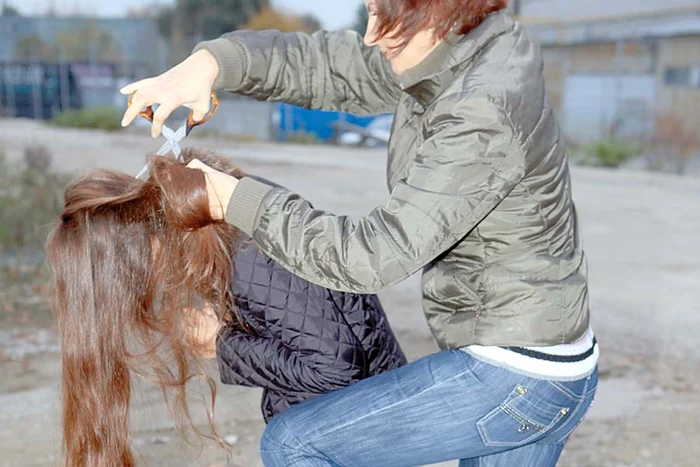 Eleva avea o  relaţie de  câteva luni cu  bărbatul  însurat