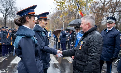 cele mai frumoase polițiste 4 jpg