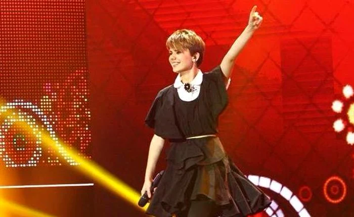 
    Xenia Chitoroaga a cucerit toată România cu vocea ei de îngerfoto: arhiva personală  