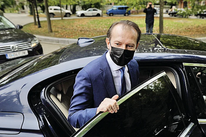 
    Florin Cîţu nu  s-ar da jos din căruţa  guvernamentală Foto: Inquam Photos   