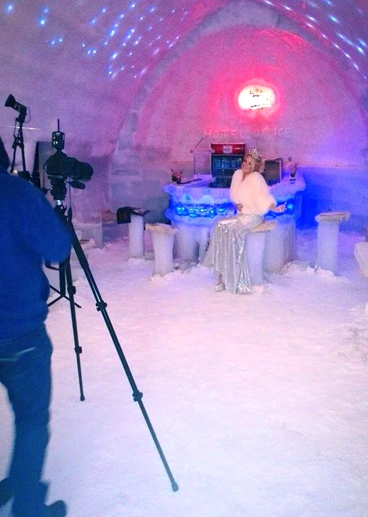 Roxana Nemeş, imaginea hotelului de gheaţă de la Bâlea