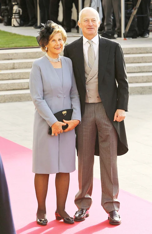 Prinţul Hans-Adam al II-lea de Liechtenstein (73 de ani). Avere: 5 miliarde $