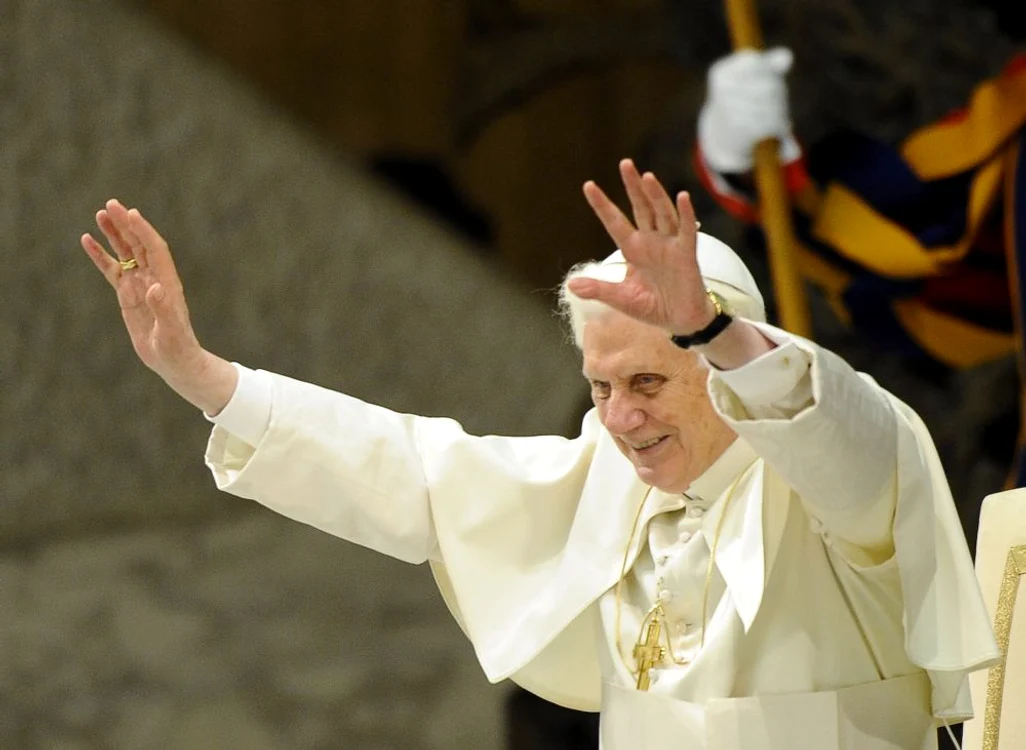 
    Papa Benedict al XVI-lea, în timpul audienţei generale de la Vatican, din 13 ianuarie. (Foto: EPA)  