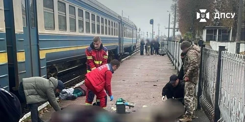 Un bărbat a detonat un dispozitiv exploziv pe peron in Ucraina foto X jpg