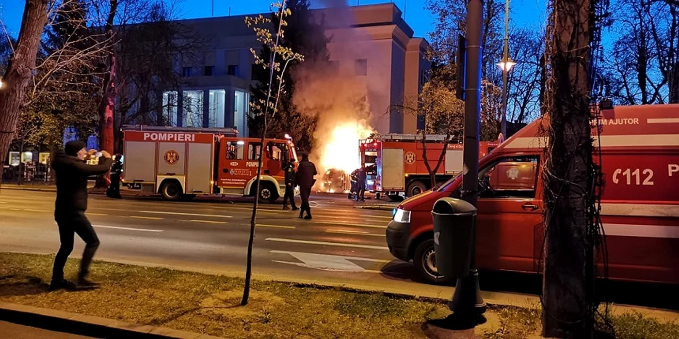 Imagini de la locul accidentului Foto: Facebook / Tudor Bogdan Teodorescu