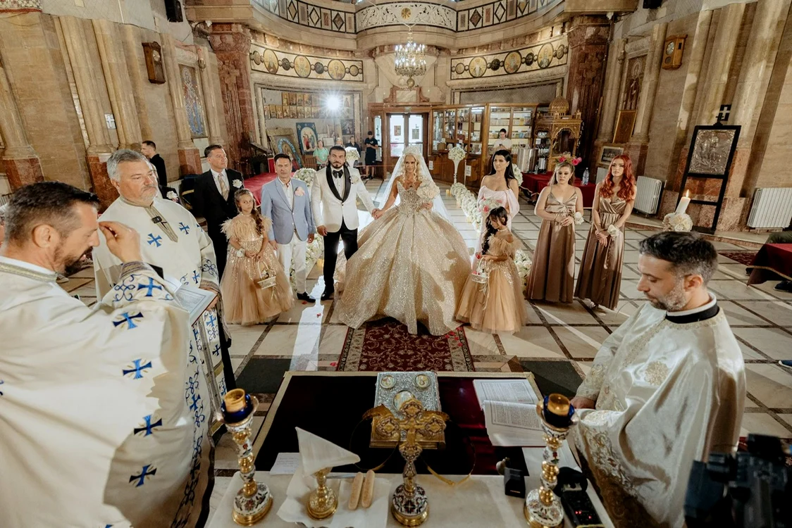 Anda și Yosif Adam la cununia religioasă care a avut loc sâmbătă, 29 iunie, la Mănăstirea Cașin
