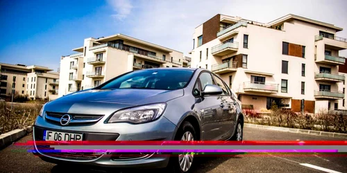 Opel Astra Sedan 2