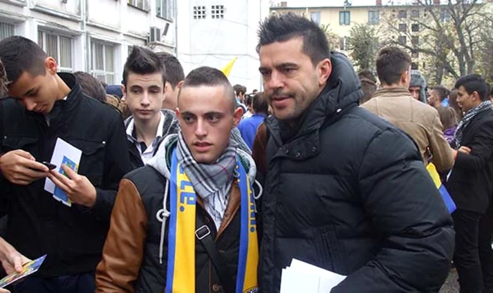 lot petrolul in vizita la liceul slavescu ploiesti foto fcpetrolul.ro