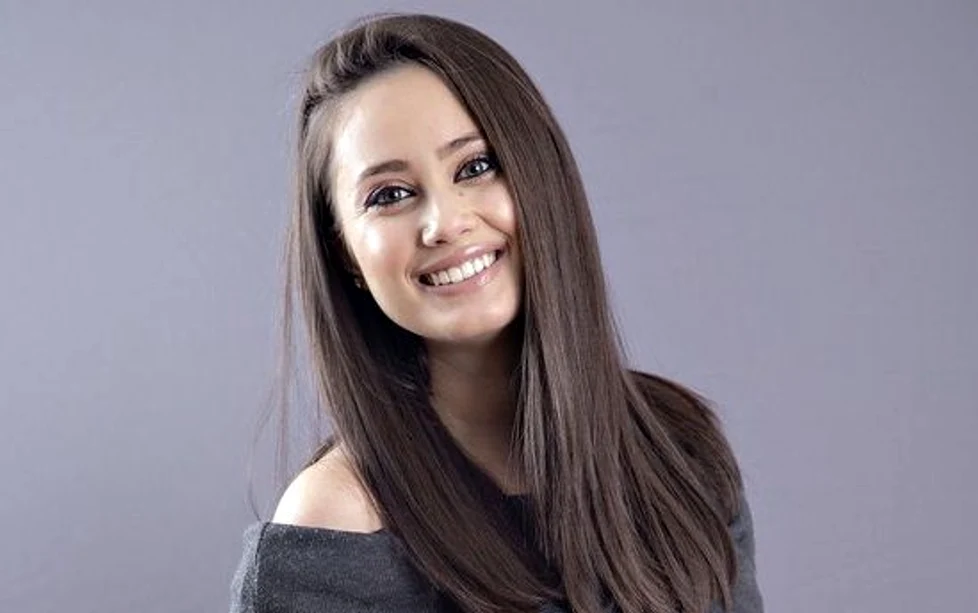 Oana Cârmaciu, actrița care a jucat în serialul „Sacrificiul” de la Antena 1, a semnat cu PRO TV