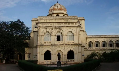 Cocotierii din jurul muzeului Gandhi, ameninţare pentru Obama jpeg